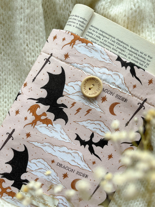 Buchcover „Drachenreiter“.